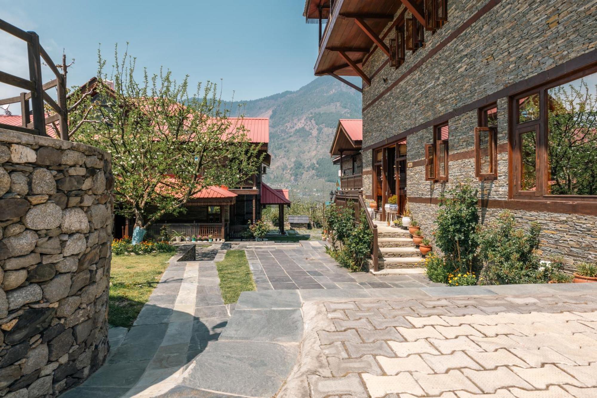 Shivadya - A Luxury Boutique Experience 5* Manali (Himachal Pradesh)